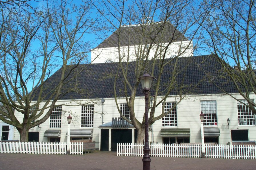 De Amstelkerk is de enige houten kerk in Amsterdam