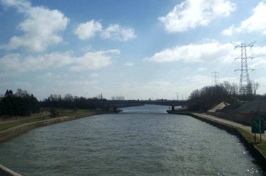 Zoals u ziet, zijn we zonder problemen op de brug geraakt